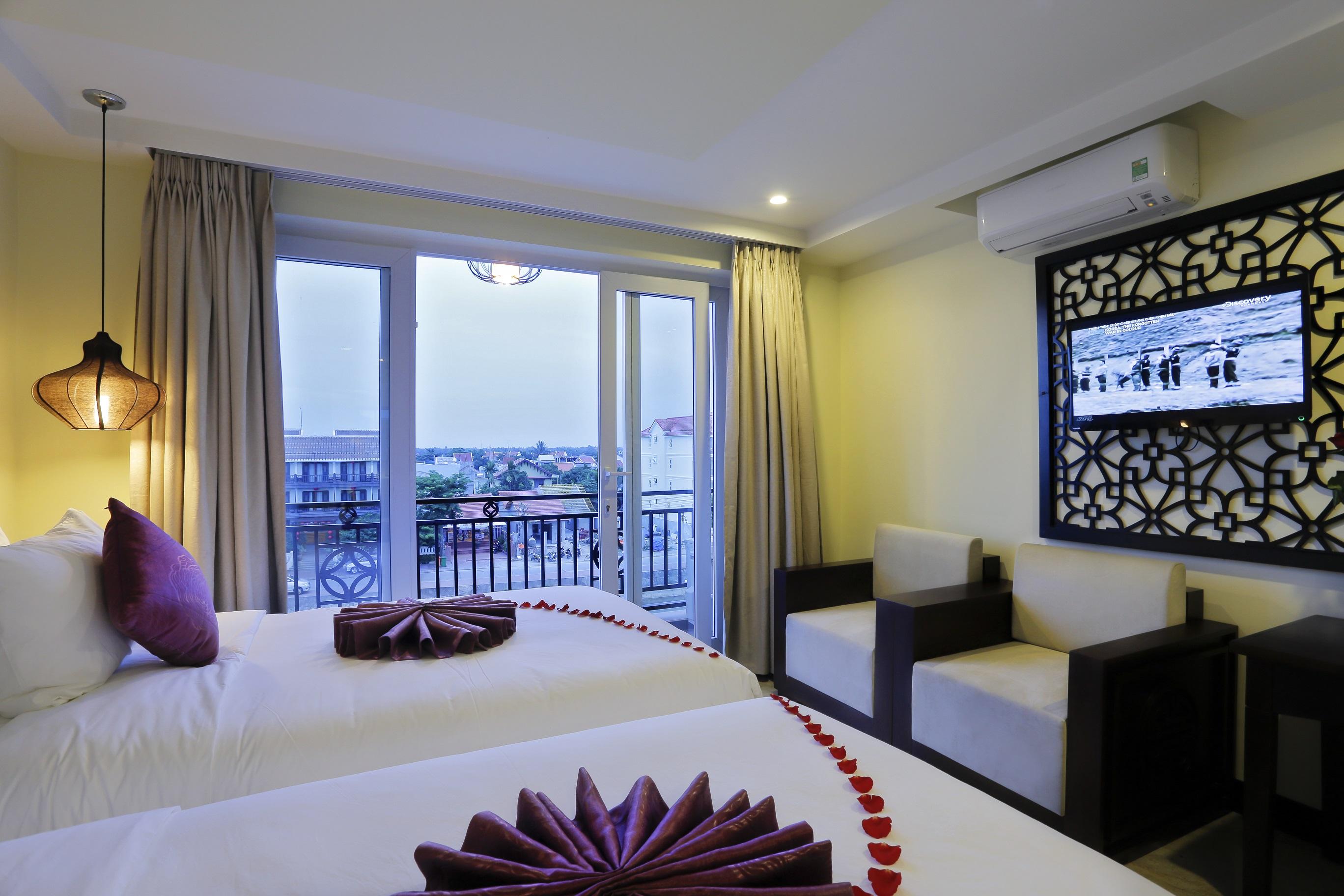 River Suites Hoi An Bagian luar foto