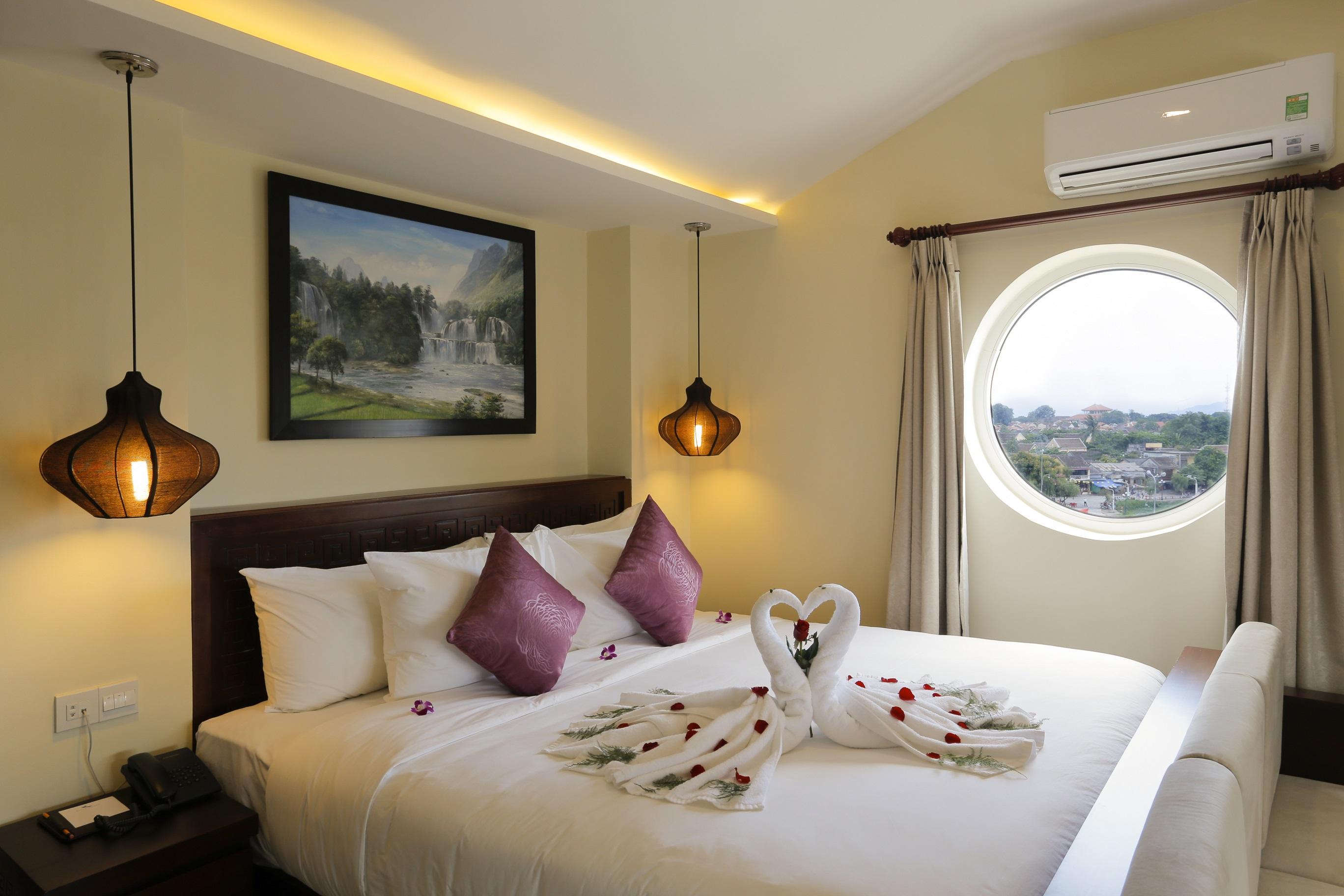 River Suites Hoi An Bagian luar foto